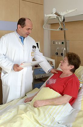 Arzt und Patientin